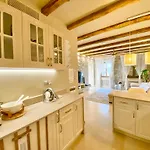 Villasonboard Rock 3 Bed, 3 Bath, Jacuzzi, Seaside Villa Ermioni
