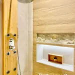 Villasonboard Rock 3 Bed, 3 Bath, Jacuzzi, Seaside * Ermioni