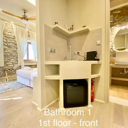 Sea-front Jacuzzi&garden Luxury Rock * Ermioni