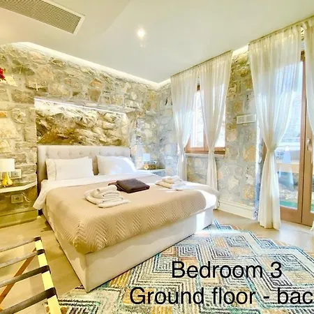 Villa Sea-front Jacuzzi&garden Luxury Rock