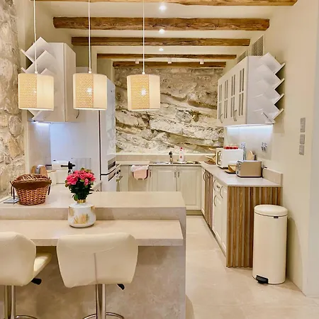 Sea-front Jacuzzi&garden Luxury Rock Villa *