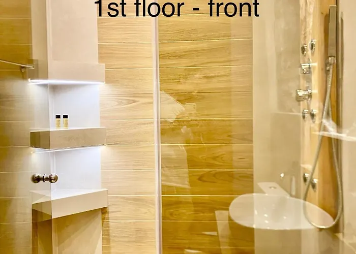 Villa Villasonboard Rock 3 Bed, 3 Bath, Jacuzzi, Seaside